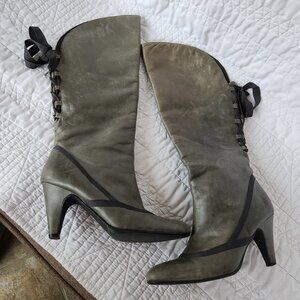 Steve Madden Feud Knee High Corset Boots • Olive Green Leather • Size 7